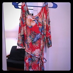Gilli off the shoulder tropical dress